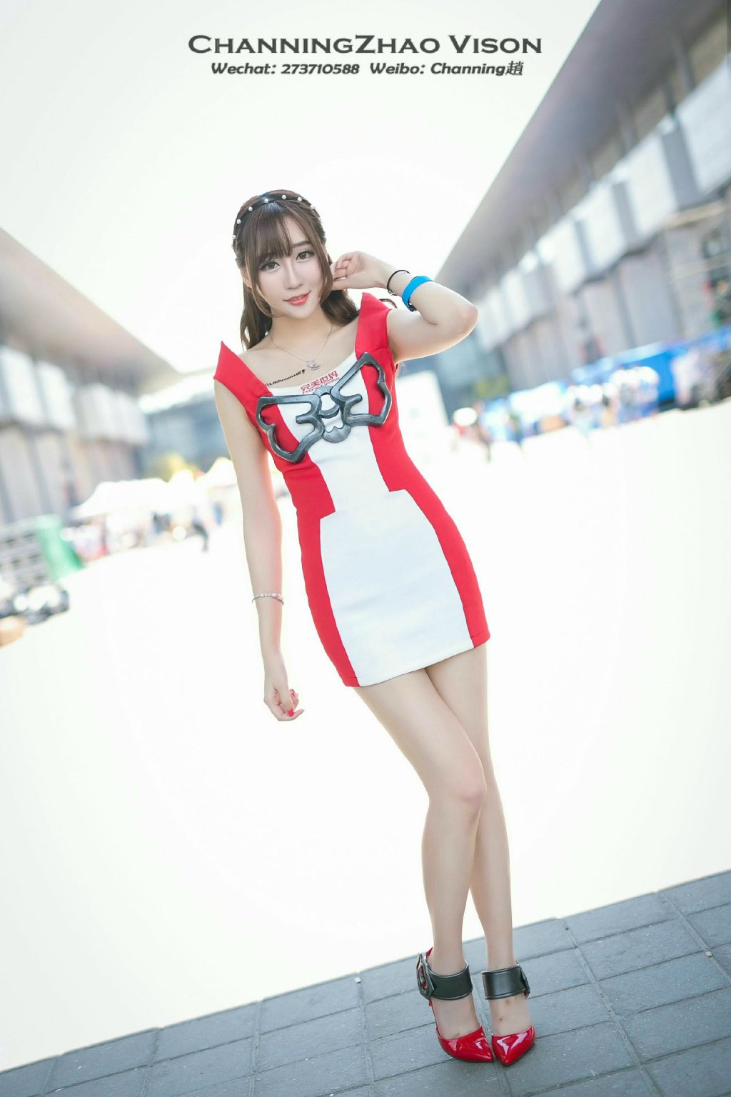 白皙玉腿游戏美女, zCIiNF [性感 妹子 Sexy Girls] url = http://img.orzaa.com/co/2017/02/03/07/20170203907.jpg