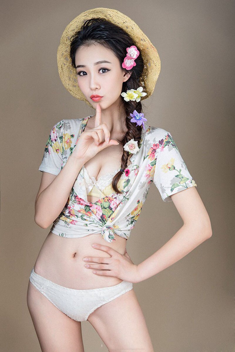 纤细身材小胸美女, a7GN2D [性感 妹子 Sexy Girls] url = http://img.orzaa.com/co/2017/02/03/07/201702031582.jpg