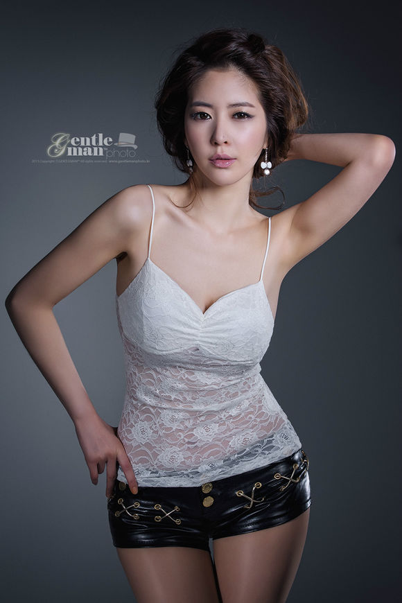 超大胸美女, JwTuE4 [性感 妹子 Sexy Girls] url = http://img.orzaa.com/co/2017/02/03/07/201702031401.jpg
