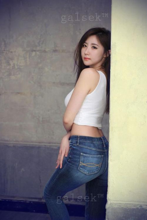 韩国锥子脸白皙美女
/tmp/UploadBetaIxAHpE [性感 妹子 Sexy Girls] url = http://img.orzaa.com/co/2017/02/03/07/201702031697.jpg

File Size (KB): 50.29 KB
Last Modified: November 26 2021 17:10:55
