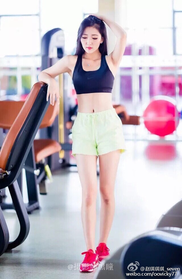 芭蕾舞女神赵琪琪性感健身照, FkR0qD [性感 妹子 Sexy Girls] url = http://img.orzaa.com/co/2017/02/03/07/20170203622.jpg