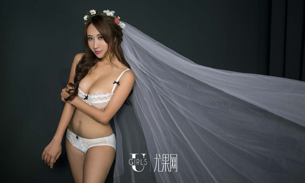 爆乳美女, wvky8V [性感 妹子 Sexy Girls] url = http://img.orzaa.com/co/2017/01/17/16/20170117325.jpg