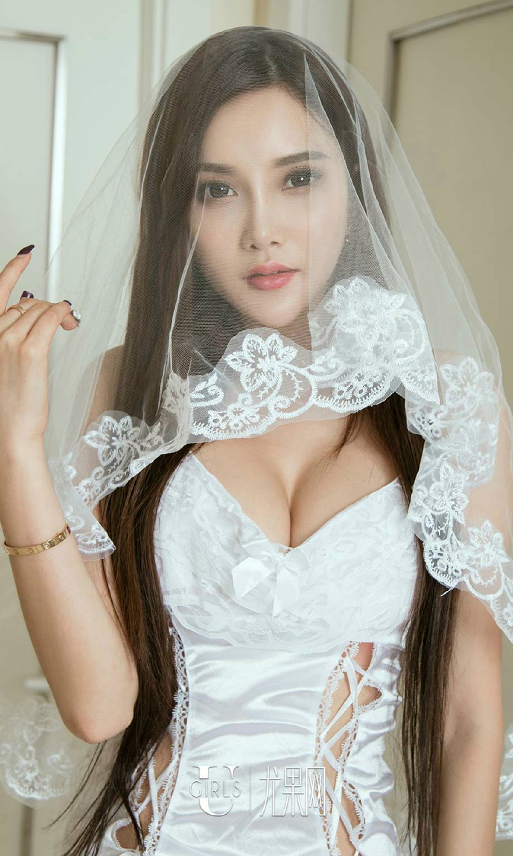 尤果网美女, Sj3g6w [性感 妹子 Sexy Girls] url = http://img.orzaa.com/co/2017/01/17/16/20170117393.jpg