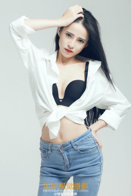 露黑色内衣的性感傣族美女图片
/tmp/UploadBetaU1cxVH [性感 妹子 Sexy Girls] url = http://img.orzaa.com/co/2016/12/19/13/20161219140.jpg

File Size (KB): 934.12 KB
Last Modified: November 26 2021 17:14:32
