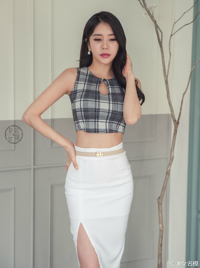 花瓶身材美女, l0JvZD [性感 妹子 Sexy Girls] url = http://img.orzaa.com/co/2017/01/17/16/2017011756.jpg
