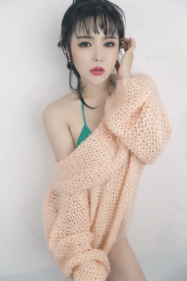 韩国大眼妩媚少妇, k2xKvb [性感 妹子 Sexy Girls] url = http://img.orzaa.com/co/2017/02/24/05/2017022436.jpg