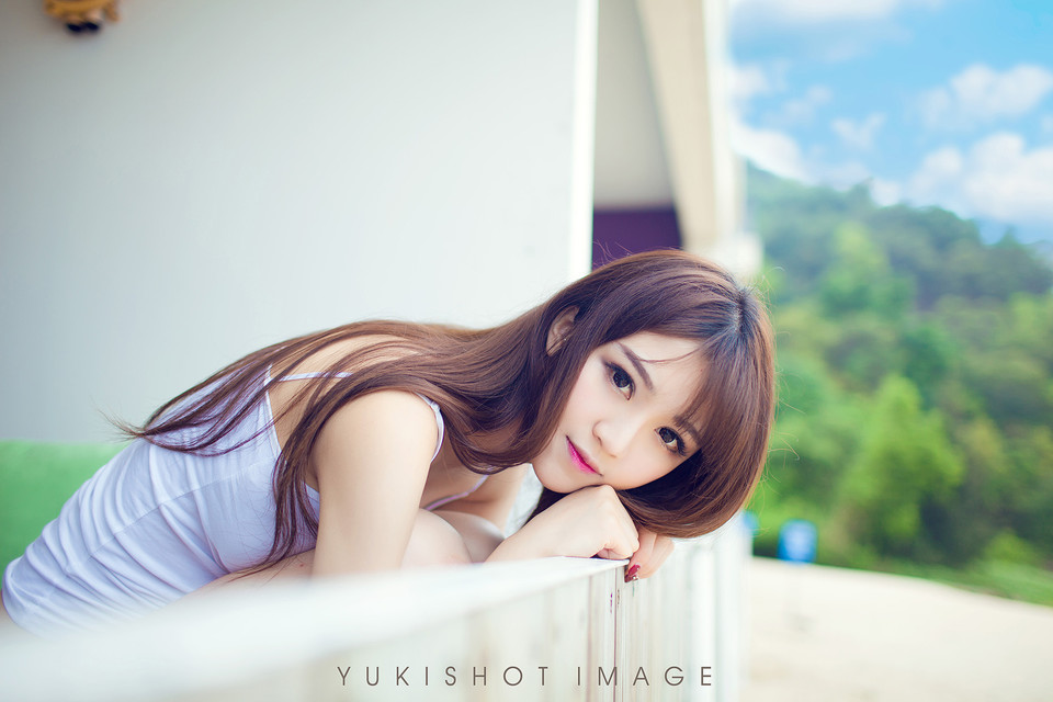 酷似柳岩的极品身材美女, x1Lnqt [性感 妹子 Sexy Girls] url = http://img.orzaa.com/co/2017/02/24/05/20170224193.jpg