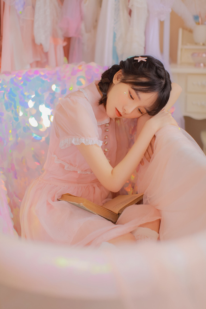 酷似赵韩樱子的美女, HJ5cUv [清纯 妹子 Cute Ladies] url = http://img.orzaa.com/co/2017/03/12/16/20170312110.jpg