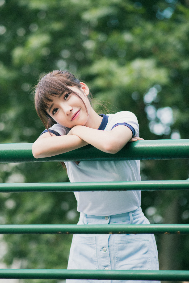 大眼好看的学生妹子, 2T1niE [清纯 妹子 Cute Ladies] url = http://img.orzaa.com/co/2017/03/12/17/20170312868.jpg
