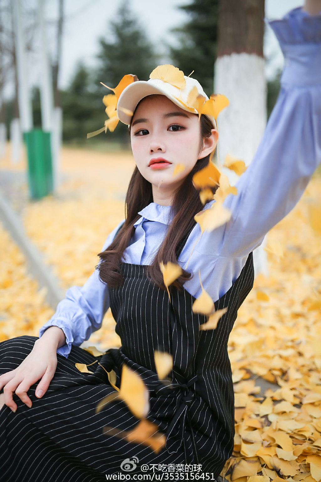 背带裙美少, Ay0zTH [清纯 妹子 Cute Ladies] url = http://img.orzaa.com/co/2017/03/12/17/201703121412.jpg
