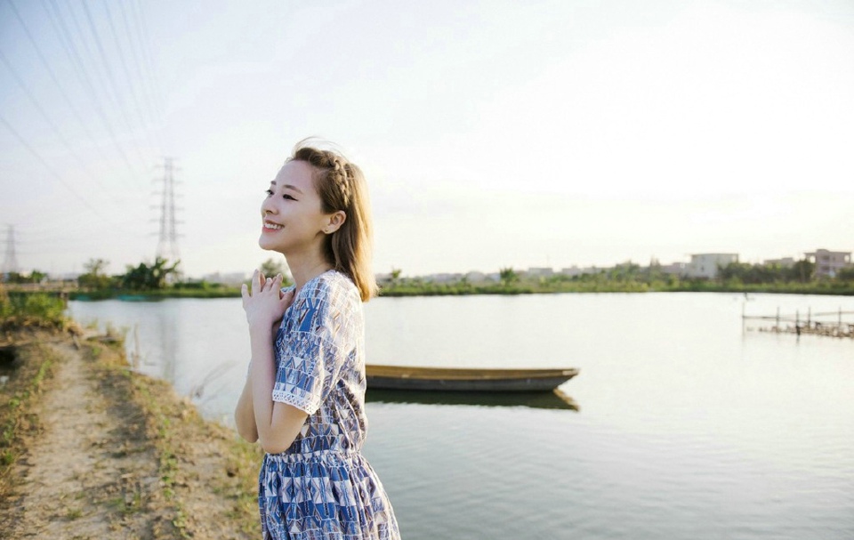 眼睛弯弯的美女, JlpPcH [清纯 妹子 Cute Ladies] url = http://img.orzaa.com/co/2017/03/12/16/20170312134.jpg