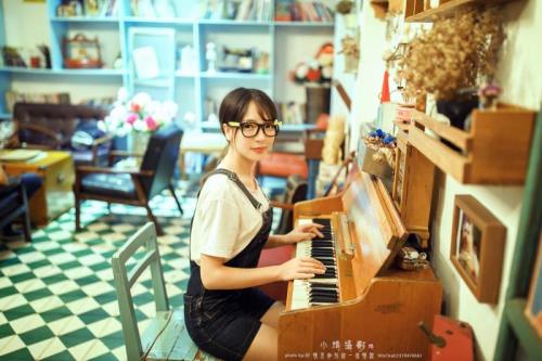 牛仔背带裤女孩
/tmp/UploadBetate2Pev [清纯 妹子 Cute Ladies] url = http://img.orzaa.com/co/2017/03/12/17/201703121251.jpg

File Size (KB): 275.61 KB
Last Modified: November 26 2021 17:21:07

