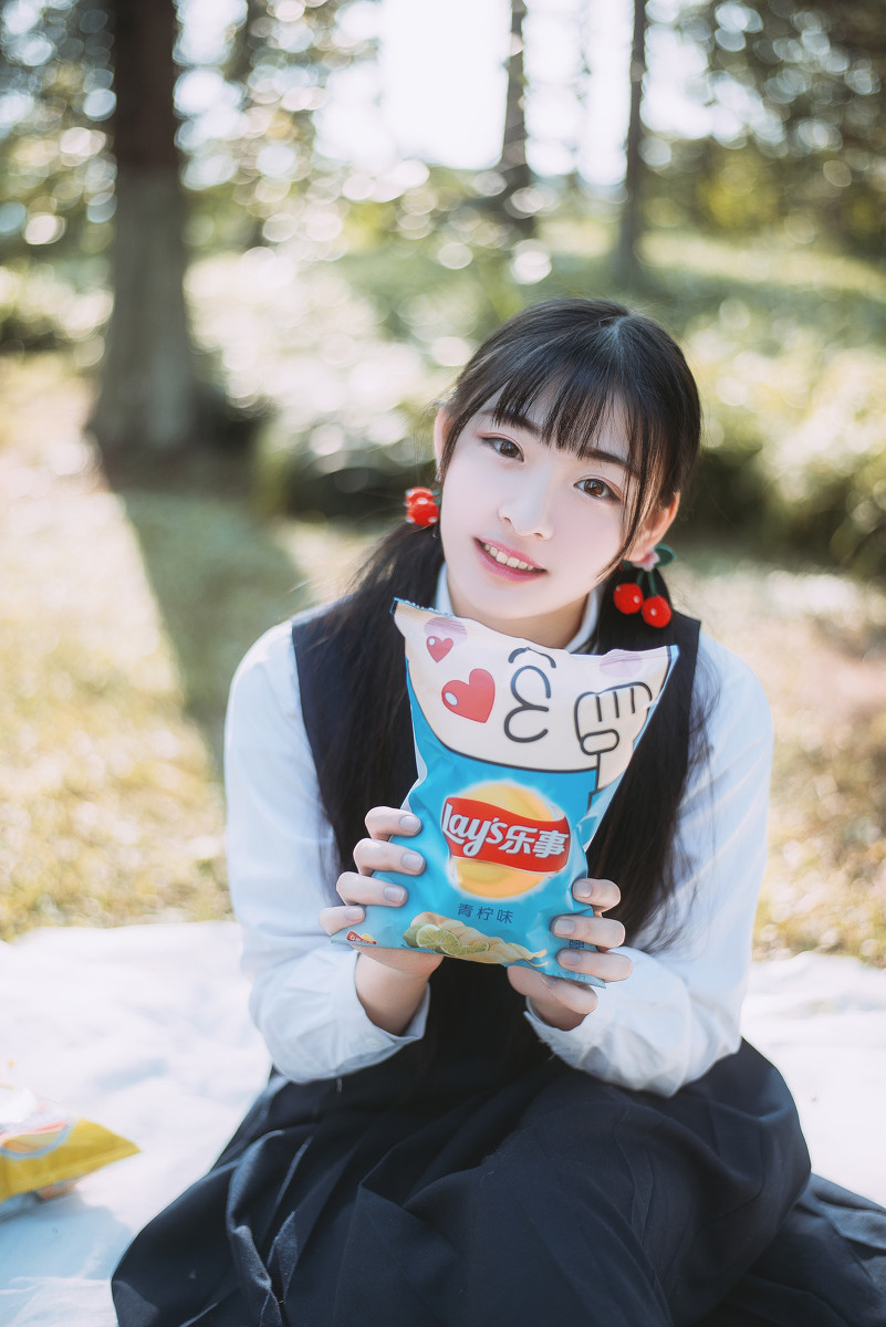 长发清纯女孩, hdqKLN [清纯 妹子 Cute Ladies] url = http://img.orzaa.com/co/2017/03/12/17/20170312957.jpg