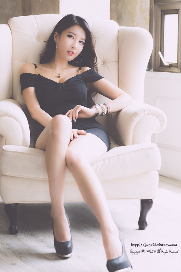 韩国性感少妇, MOatuS [性感 妹子 Sexy Girls] url = http://img.orzaa.com/co/2017/02/24/05/20170224335.jpg