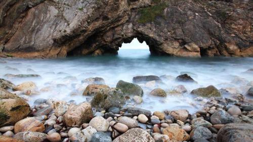 Stair Hole near Lulworth Cove in Dorset (© Jonathan Dillon/Alamy) Bing Everyday Wallpaper 2017-03-24
/tmp/UploadBeta3cwTel [Bing Everyday Wall Paper 2017-03-24] url = http://www.bing.com/az/hprichbg/rb/StairHole_EN-GB8747262818_1920x1080.jpg

File Size (KB): 330.96 KB
Last Modified: November 26 2021 17:17:07
