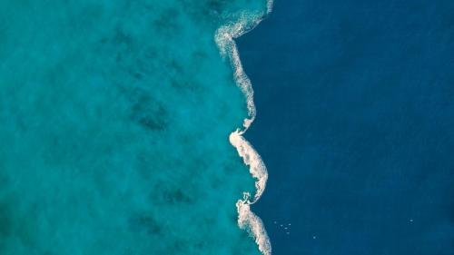 淡水和盐水在埃斯塔蒂特附近的三河河口交汇，西班牙 (© Yann Arthus-Bertrand/Getty Images) Bing Everyday Wallpaper 2017-04-06
/tmp/UploadBeta3PGy8w [Bing Everyday Wall Paper 2017-04-06] url = http://www.bing.com/az/hprichbg/rb/FreshSalt_ZH-CN12818759319_1920x1080.jpg

File Size (KB): 210.65 KB
Last Modified: November 26 2021 17:09:54
