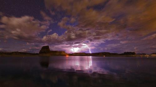 鲍威尔湖上空的雷暴，美国亚利桑那州 (© Babak Tafreshi/Getty Images) Bing Everyday Wallpaper 2017-05-22
/tmp/UploadBetarxq2Oo [Bing Everyday Wall Paper 2017-05-22] url = http://www.bing.com/az/hprichbg/rb/LakePowellStorm_ZH-CN6822865622_1920x1080.jpg

File Size (KB): 229.55 KB
Last Modified: November 26 2021 17:16:54
