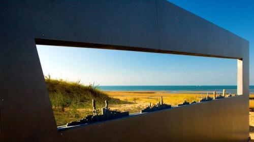 Memorial at the Juno Beach Centre in Courseulles-sur-Mer, France (© David Jones/Alamy) Bing Everyday Wallpaper 2017-06-07
/tmp/UploadBetaINAYEy [Bing Everyday Wall Paper 2017-06-07] url = http://www.bing.com/az/hprichbg/rb/JunoMemorial_EN-US11412616317_1920x1080.jpg

File Size (KB): 328.75 KB
Last Modified: November 26 2021 17:21:54
