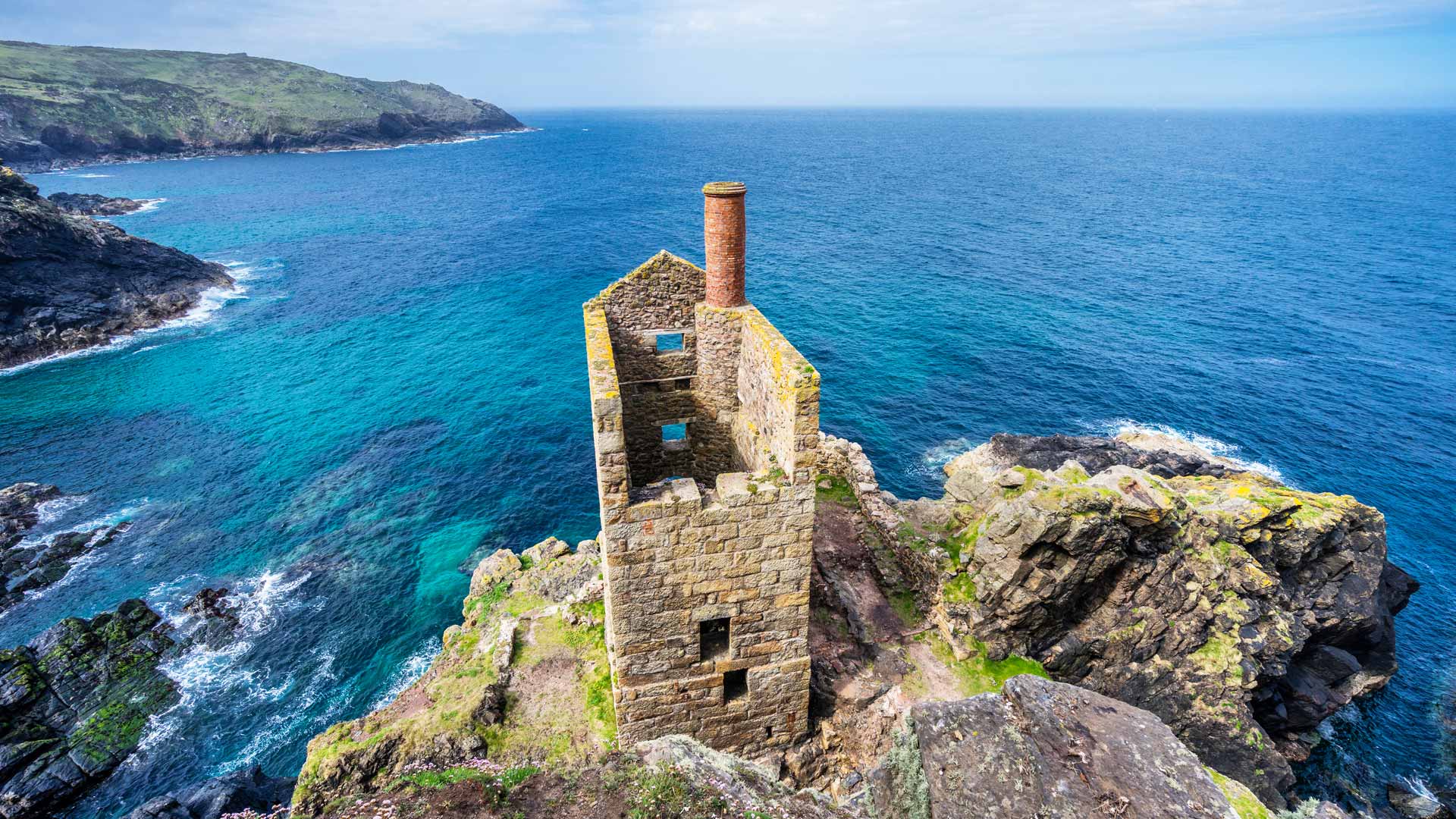 Crowns engine house in Botallack, Cornwall (© Manfred Gottschalk/Getty Images) Bing Everyday Wallpaper 2017-06-15, Mc1otX [Bing Everyday Wall Paper 2017-06-15] url = http://www.bing.com/az/hprichbg/rb/EngineHouse_EN-GB9495916737_1920x1080.jpg