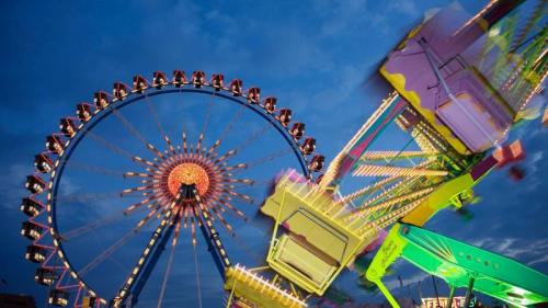 Fahrgeschäfte auf dem Oktoberfest, München, Bayern, Deutschland (© FEST/RelaXimages/age fotostock) Bing Everyday Wallpaper 2017-09-16
/tmp/UploadBetamAm7Eo [Bing Everyday Wall Paper 2017-09-16] url = http://www.bing.com/az/hprichbg/rb/WiesnRiesenrad_DE-DE9783609446_1920x1080.jpg

File Size (KB): 320.18 KB
Last Modified: November 26 2021 17:21:46
