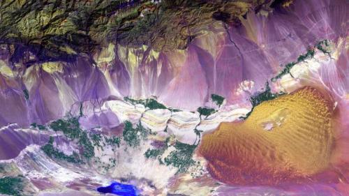 吐鲁番盆地鸟瞰图，中国 (© NASA) Bing Everyday Wallpaper 2017-09-26
/tmp/UploadBetafCy5qf [Bing Everyday Wall Paper 2017-09-26] url = http://www.bing.com/az/hprichbg/rb/TurpanDepression_ZH-CN12295576336_1920x1080.jpg

File Size (KB): 328.66 KB
Last Modified: November 26 2021 17:21:49
