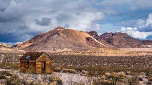 Rhyolite, a ghost town near Beatty, Nevada (© Devesh V. Tripathi) Bing Everyday Wallpaper 2017-10-13
/tmp/UploadBetaJxA8Qa [Bing Everyday Wall Paper 2017-10-13] url = http://www.bing.com/az/hprichbg/rb/DeveshContestWinner_EN-US11393306739_1920x1080.jpg

File Size (KB): 328.87 KB
Last Modified: November 26 2021 17:21:36
