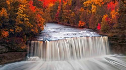 Upper Tahquamenon Falls in Tahquamenon Falls State Park, Michigan, USA (© Matt Anderson Photography/Getty Images) Bing Everyday Wallpaper 2017-10-14
/tmp/UploadBetaa38Ch6 [Bing Everyday Wall Paper 2017-10-14] url = http://www.bing.com/az/hprichbg/rb/TahquamenonFalls_EN-GB8966938934_1920x1080.jpg

File Size (KB): 333.3 KB
Last Modified: November 26 2021 17:21:37
