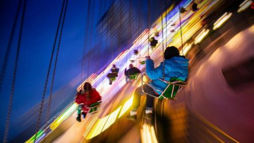 ｢クリスマス・マーケットの回転ブランコ｣ドイツ, ベルリン (© Hannibal Hanschke/Reuters) Bing Everyday Wallpaper 2017-12-15
/tmp/UploadBetaGqe377 [Bing Everyday Wall Paper 2017-12-15] url = http://www.bing.com/az/hprichbg/rb/MGRBerlin_JA-JP6734108494_1920x1080.jpg

File Size (KB): 275.01 KB
Last Modified: November 26 2021 17:16:20

