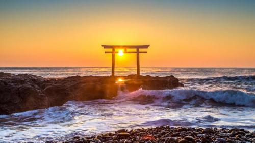 ｢神磯の鳥居と日の出｣茨城, 大洗磯前神社 (© Masahiro Noguchi/Getty Images) Bing Everyday Wallpaper 2018-01-01
/tmp/UploadBetahQzWGN [Bing Everyday Wall Paper 2018-01-01] url = http://www.bing.com/az/hprichbg/rb/OaraiHinode_JA-JP11332972997_1920x1080.jpg

File Size (KB): 298.15 KB
Last Modified: November 26 2021 18:34:56
