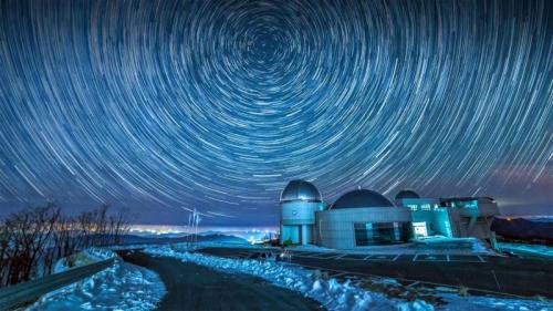 广德山上的赵庆哲天文台，韩国江原道 (© Multi-bits/ImaZinS/Getty Images) Bing Everyday Wallpaper 2018-01-04
/tmp/UploadBetafWboKY [Bing Everyday Wall Paper 2018-01-04] url = http://www.bing.com/az/hprichbg/rb/ChoKyungChulStars_ZH-CN7777339561_1920x1080.jpg

File Size (KB): 339.12 KB
Last Modified: November 26 2021 18:34:54
