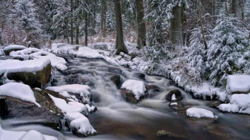 Der Untere Bodewasserfall bei Braunlage im Harz, Niedersachsen, Deutschland (© LianeM/Shutterstock) Bing Everyday Wallpaper 2018-01-22
/tmp/UploadBetaQMIMIr [Bing Everyday Wall Paper 2018-01-22] url = http://www.bing.com/az/hprichbg/rb/BodeFluss_DE-DE11364647446_1920x1080.jpg

File Size (KB): 266.67 KB
Last Modified: November 26 2021 18:34:55
