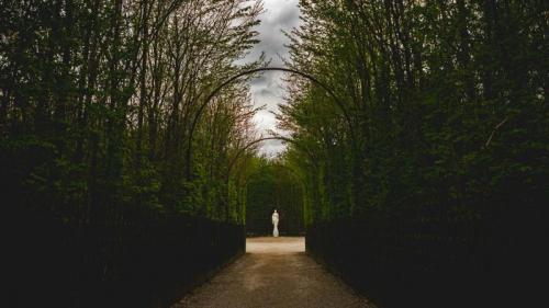 Eine Statue im Garten von Versailles in Frankreich (© Lindsay Daniels/Tandem Stills + Motion) Bing Everyday Wallpaper 2018-10-27
/tmp/UploadBetaUvtnug [Bing Everyday Wall Paper 2018-10-27] url = http://www.bing.com/az/hprichbg/rb/VersaillesGhosts_DE-DE13230111547_1920x1080.jpg

File Size (KB): 325.33 KB
Last Modified: November 26 2021 18:35:35
