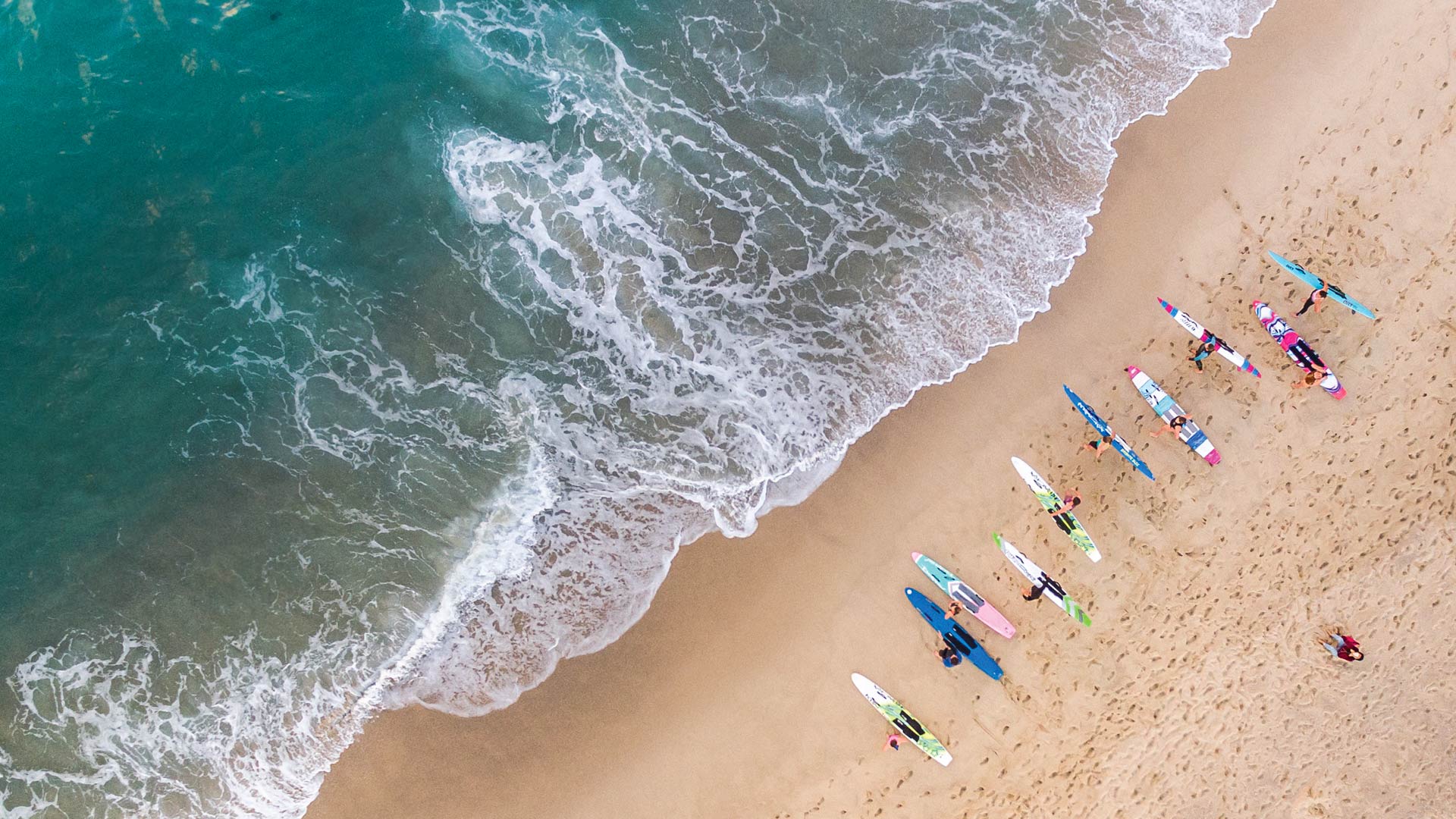 Surfers at Bronte Beach, Australia (© Irenaeus Herok/Gallery Stock) Bing Everyday Wallpaper 2018-12-02, E6WeQu [Bing Everyday Wall Paper 2018-12-02] url = http://www.bing.com/az/hprichbg/rb/SurfersBronteBeach_EN-AU8785656545_1920x1080.jpg