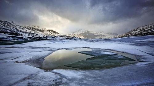 Ice on Mont Cenis Lake, France (© Luca Biolcati/PLM Collection/Offset) Bing Everyday Wallpaper 2018-12-21
/tmp/UploadBeta34hKQm [Bing Everyday Wall Paper 2018-12-21] url = http://www.bing.com/az/hprichbg/rb/FrozenMontCenisLake_ROW13494412829_1920x1080.jpg

File Size (KB): 329.82 KB
Last Modified: November 26 2021 18:34:47
