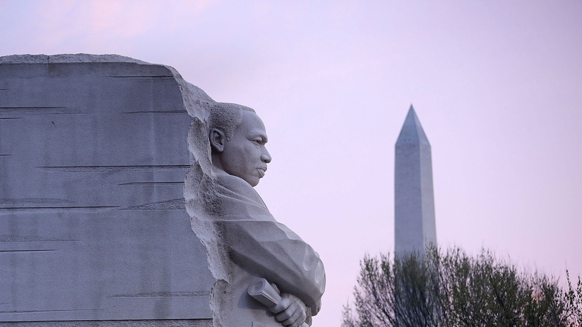 Martin Luther King, Jr. Memorial in Washington, DC (© Chip Somodevilla/Getty Images News/License granted by Intellectual Properties Management, Atlanta, Georgia, as exclusive licensor of the King Estate) Bing Everyday Wallpaper 2019-01-22, qWRzUU [Bing Everyday Wall Paper 2019-01-22] url = http://www.bing.com/az/hprichbg/rb/DrKingMonument_EN-US3975163750_1920x1080.jpg
