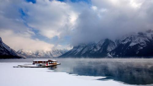 明尼万卡湖上的船屋，加拿大阿尔伯塔省班夫国家公园 (© Wayne Simpson/All Canada Photos/Superstock) Bing Everyday Wallpaper 2019-02-01
/tmp/UploadBetauJdBag [Bing Everyday Wall Paper 2019-02-01] url = http://www.bing.com/az/hprichbg/rb/MinnewankaBoathouse_ZH-CN0548323518_1920x1080.jpg

File Size (KB): 316.74 KB
Last Modified: November 26 2021 18:38:02
