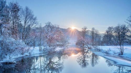 洛伊萨赫河与海姆加滕山，德国巴伐利亚 (© Christian Back/Huber Images/eStock Photo) Bing Everyday Wallpaper 2019-02-12
/tmp/UploadBetaj6EWRC [Bing Everyday Wall Paper 2019-02-12] url = http://www.bing.com/az/hprichbg/rb/LoisachKochelsee_ZH-CN5859866695_1920x1080.jpg

File Size (KB): 323.58 KB
Last Modified: November 26 2021 18:38:01
