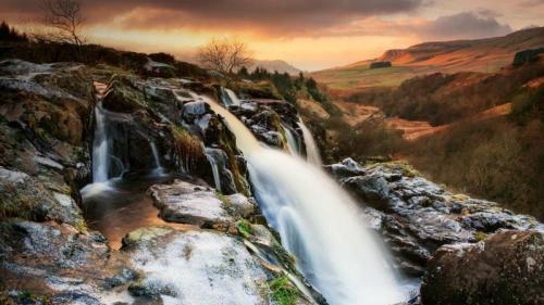 Loup of Fintry waterfall on the River Endrick, Scotland (© Damian Shields/Offset) Bing Everyday Wallpaper 2019-03-04
/tmp/UploadBetaXB9Vge [Bing Everyday Wall Paper 2019-03-04] url = http://www.bing.com/az/hprichbg/rb/LoupOfFintry_EN-GB1119137053_1920x1080.jpg

File Size (KB): 321.7 KB
Last Modified: November 26 2021 18:38:43
