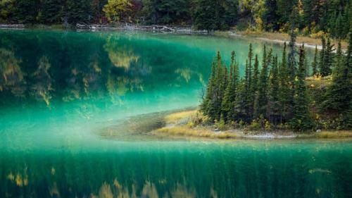 Emerald Lake near Carcross, Yukon, Canada (© David Noton Photography/Alamy Stock Photo) Bing Everyday Wallpaper 2019-04-03
/tmp/UploadBetabSeudV [Bing Everyday Wall Paper 2019-04-03] url = http://www.bing.com/th?id=OHR.YukonEmerald_ROW0574979181_1920x1080.jpg

File Size (KB): 329.32 KB
Last Modified: November 26 2021 18:37:56
