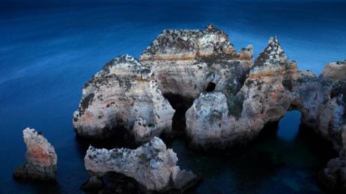 Ponta da Piedade an der Algarve, Portugal (© David Santiago Garcia/Offset) Bing Everyday Wallpaper 2019-06-09
/tmp/UploadBetaFJew2V [Bing Everyday Wall Paper 2019-06-09] url = http://www.bing.com/th?id=OHR.PontadaPiedade_DE-DE0697376529_1920x1080.jpg

File Size (KB): 320.73 KB
Last Modified: November 26 2021 18:39:44

