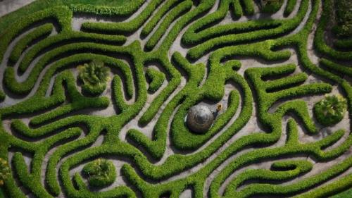 格伦德根花园的樱桃月桂树迷宫鸟瞰图，英国康沃尔 (© Richard Cooke/Alamy) Bing Everyday Wallpaper 2019-06-19
/tmp/UploadBetaiuhRjX [Bing Everyday Wall Paper 2019-06-19] url = http://www.bing.com/th?id=OHR.CherryLaurelMaze_ZH-CN9887470516_1920x1080.jpg

File Size (KB): 333.39 KB
Last Modified: November 26 2021 18:39:44
