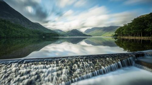 克拉莫克湖上的倒影，英国坎布里亚湖区 (© Damian Harrison/Alamy) Bing Everyday Wallpaper 2019-08-02
/tmp/UploadBetarKjnMb [Bing Everyday Wall Paper 2019-08-02] url = http://www.bing.com/th?id=OHR.CrummockWater_ZH-CN9317792500_1920x1080.jpg

File Size (KB): 330.72 KB
Last Modified: November 26 2021 18:38:52
