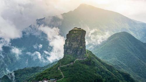 武陵山脉的最高峰梵净山，中国西南 (© Keitma/Alamy) Bing Everyday Wallpaper 2019-09-07
/tmp/UploadBetaFqBv1V [Bing Everyday Wall Paper 2019-09-07] url = http://www.bing.com/th?id=OHR.MountFanjing_ZH-CN1999613800_1920x1080.jpg

File Size (KB): 327.45 KB
Last Modified: November 26 2021 18:39:31
