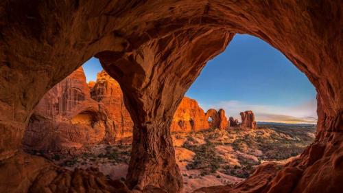 拱门国家公园，犹他州莫阿布 (© Whit Richardson/Alamy Stock Photo) Bing Everyday Wallpaper 2019-10-11
/tmp/UploadBetaBr8EJR [Bing Everyday Wall Paper 2019-10-11] url = http://www.bing.com/th?id=OHR.RedRocksArches_ZH-CN5664546697_1920x1080.jpg

File Size (KB): 328.82 KB
Last Modified: November 26 2021 18:39:11
