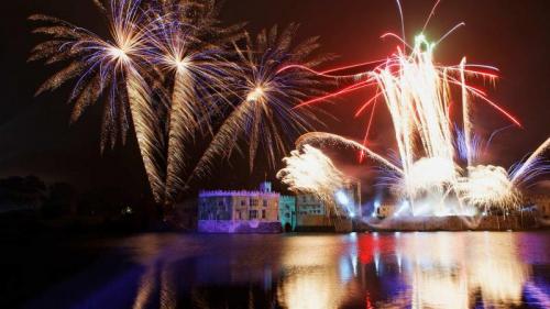 Bonfire Night fireworks, Leeds Castle, Kent (© Franz-Marc Frei/Corbis Documentary/Getty Images) Bing Everyday Wallpaper 2019-11-05
/tmp/UploadBeta8zvy1b [Bing Everyday Wall Paper 2019-11-05] url = http://www.bing.com/th?id=OHR.FireworksLeeds_EN-GB6428897652_1920x1080.jpg

File Size (KB): 321.79 KB
Last Modified: November 26 2021 18:39:20
