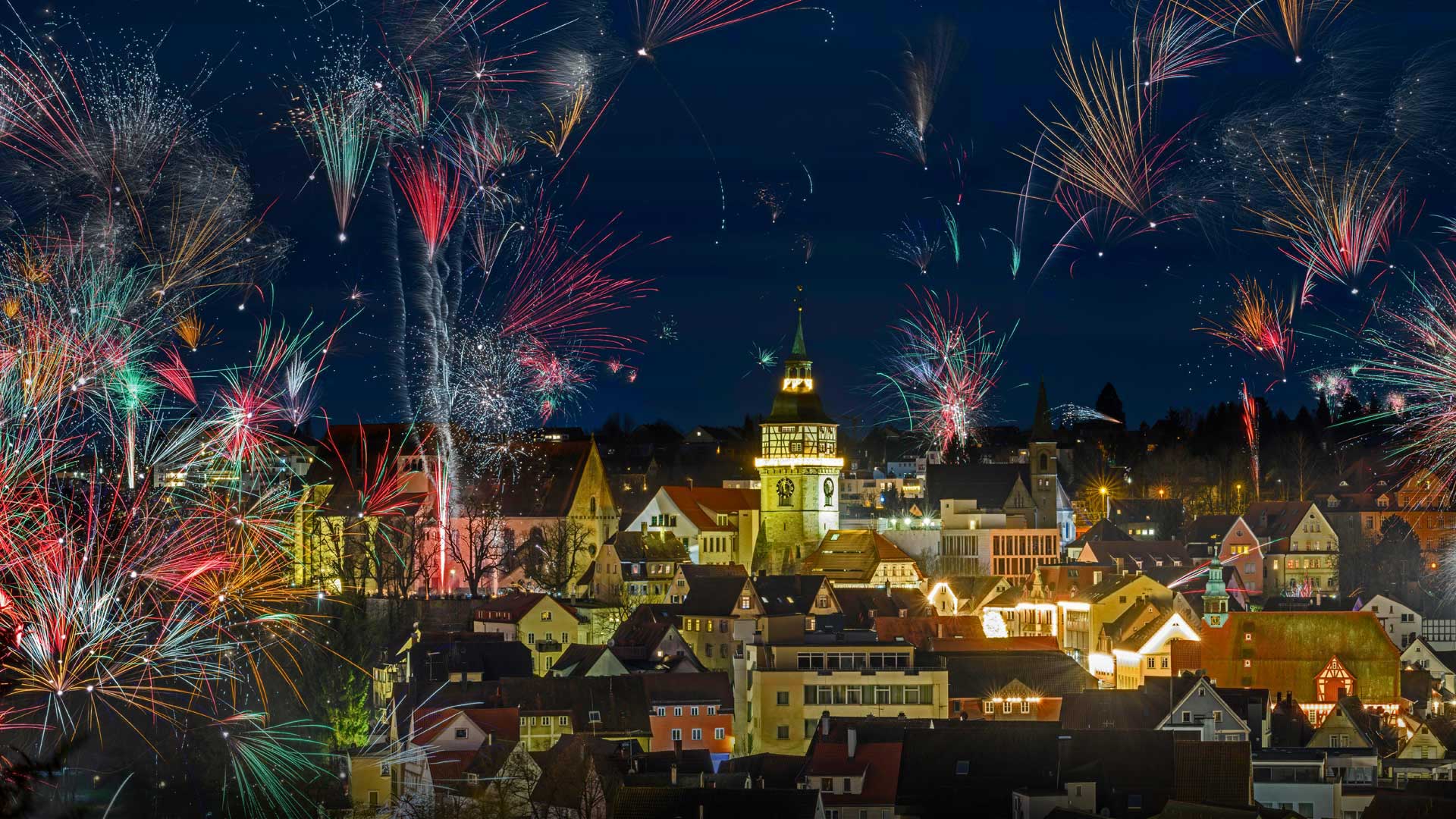 巴克南的跨年烟火，德国 (© Lilly/Alamy) Bing Everyday Wallpaper 2019-12-31, PvTIeC [Bing Everyday Wall Paper 2019-12-31] url = http://www.bing.com/th?id=OHR.NYEBacknang_ZH-CN6301969939_1920x1080.jpg