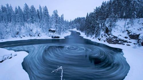 冬季奥兰卡国家公园Myllykoski风景区中的漩涡，芬兰库萨莫 (© Lassi Rautiainen/Minden Pictures) Bing Everyday Wallpaper 2020-01-02
/tmp/UploadBetawHBd3F [Bing Everyday Wall Paper 2020-01-02] url = http://www.bing.com/th?id=OHR.WhirlpoolFinland_ZH-CN6473757145_1920x1080.jpg

File Size (KB): 327.24 KB
Last Modified: November 26 2021 18:36:27
