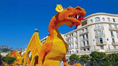 ｢マントンのレモン祭り｣フランス, マントン (© Mandoga Media/Alamy) Bing Everyday Wallpaper 2020-02-16
/tmp/UploadBetaQLunFd [Bing Everyday Wall Paper 2020-02-16] url = http://www.bing.com/th?id=OHR.LemonDragon_JA-JP1920870395_1920x1080.jpg

File Size (KB): 323.37 KB
Last Modified: November 26 2021 18:36:05
