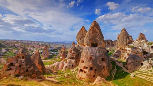 “精灵烟囟”和窑洞，土耳其卡帕多西亚 (© Ivan Kmit/Alamy) Bing Everyday Wallpaper 2020-03-02
/tmp/UploadBetaOp8Gno [Bing Everyday Wall Paper 2020-03-02] url = http://www.bing.com/th?id=OHR.SeussianLandscape_ZH-CN0785428057_1920x1080.jpg

File Size (KB): 329.22 KB
Last Modified: November 26 2021 18:36:56
