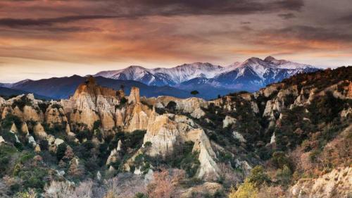 泰河畔伊尔的Les Orgues，法国北加泰罗尼亚 (© SFL Choice/Alamy) Bing Everyday Wallpaper 2020-03-13
/tmp/UploadBetaB2WmJZ [Bing Everyday Wall Paper 2020-03-13] url = http://www.bing.com/th?id=OHR.FrenchColorado_ZH-CN9446885520_1920x1080.jpg

File Size (KB): 324.7 KB
Last Modified: November 26 2021 18:36:57
